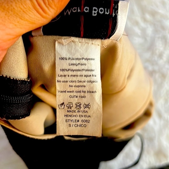 Versace Style Leather-like Fitted MIDI Dress! Perfect 4 Date Night! 💕 - Picture 15 of 16